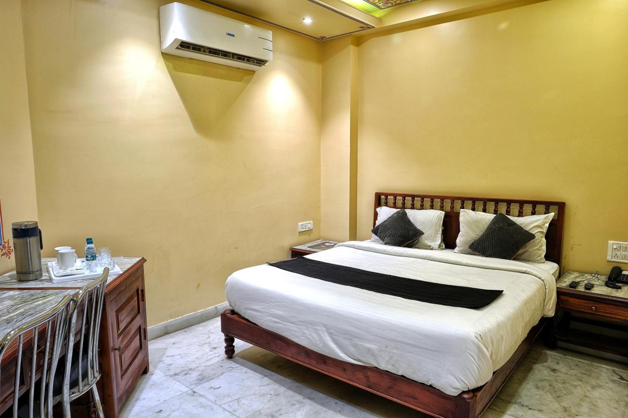 Bayan Elegance Hotel Jaipur Buitenkant foto